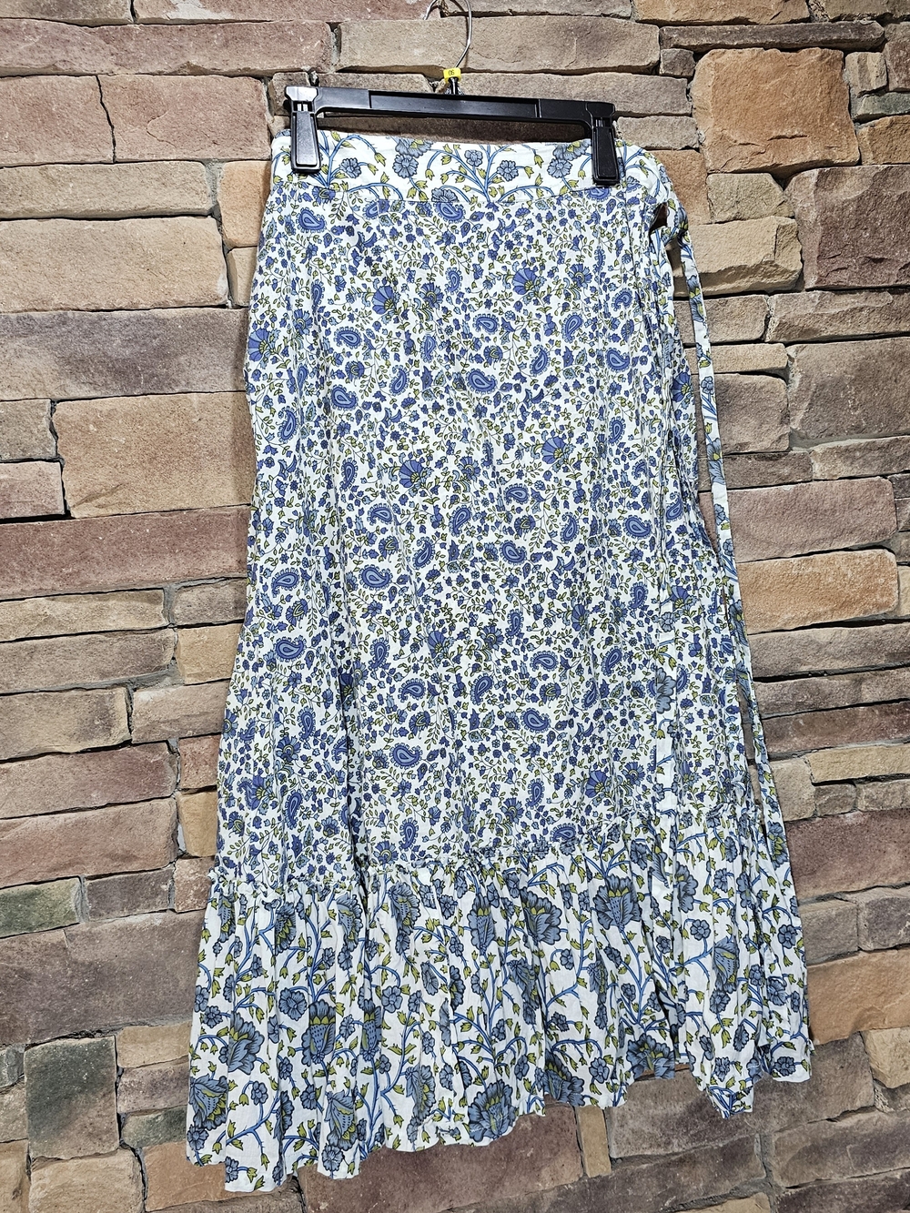 Sundance Blue Floral Blue Wrap Midi Skirt Size 12 - Picture 4 of 10